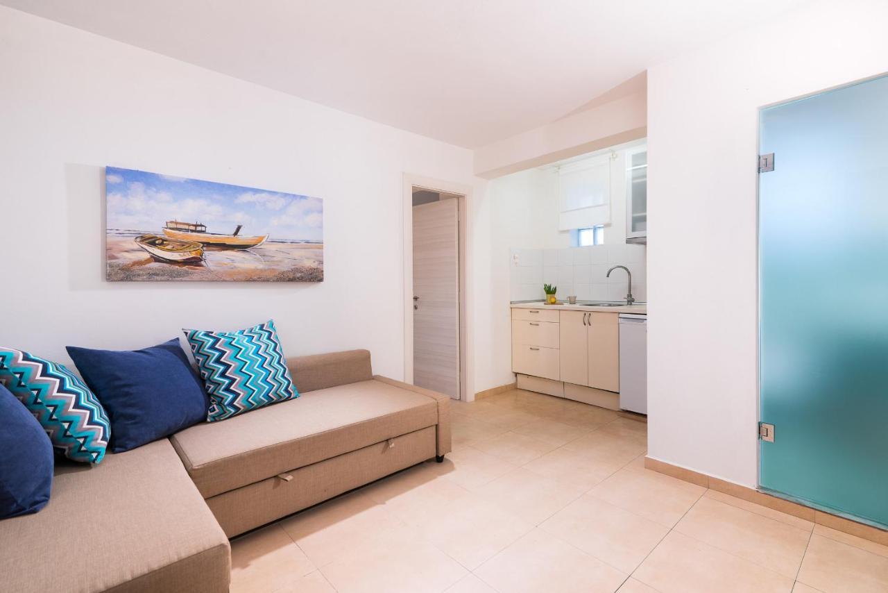לימנאס Villa Victoria By La Scala Beach מראה חיצוני תמונה