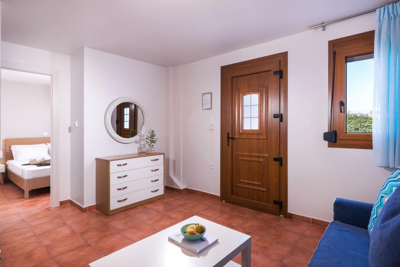 לימנאס Villa Victoria By La Scala Beach מראה חיצוני תמונה