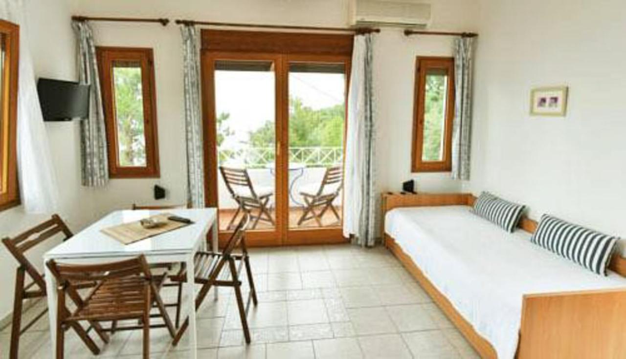 לימנאס Villa Victoria By La Scala Beach מראה חיצוני תמונה